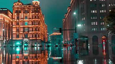 雨中的上海街头夜景延时拍摄原创视频的预览图